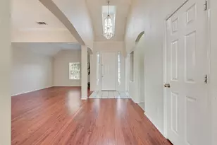 1529 Dimmit Dr, Carrollton, TX 75010 - Photo 7