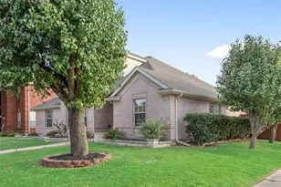 1529 Dimmit Dr, Carrollton, TX 75010 - Photo 3