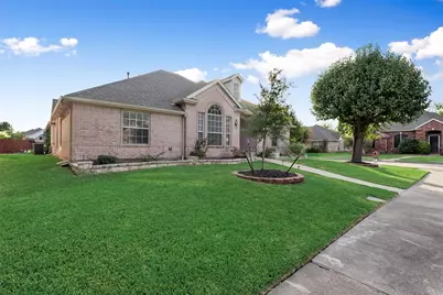 1529 Dimmit Drive, Carrollton, TX 75010 - Photo 5