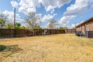 4000 NE 4th St, Mineral Wells, TX 76067 - Photo 29