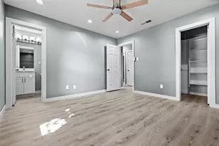 1410 Oakbrook St, Lancaster, TX 75134 - Photo 13