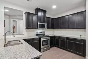 9920 Prairie Dog Ln, McKinney, TX 75071 - Photo 5
