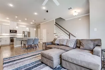 2821 Lindale Drive, Carrollton, TX 75010 - Photo 5