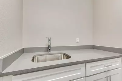 2821 Lindale Drive, Carrollton, TX 75010 - Photo 19