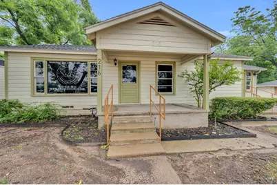 216 W Belt Line Road, Cedar Hill, TX 75104 - Photo 1