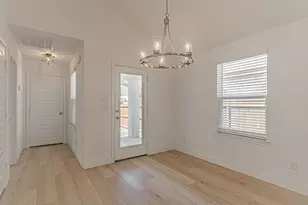 6713 Lake Overlook Dr, Fort Worth, TX 76135 - Photo 5