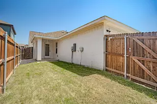 6713 Lake Overlook Dr, Fort Worth, TX 76135 - Photo 31