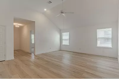 6713 Lake Overlook Drive, Fort Worth, TX 76135 - Photo 13
