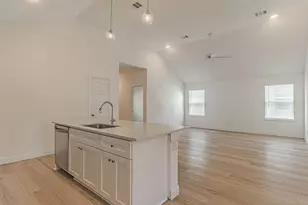 6713 Lake Overlook Dr, Fort Worth, TX 76135 - Photo 7