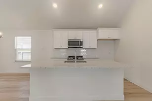 6713 Lake Overlook Dr, Fort Worth, TX 76135 - Photo 17