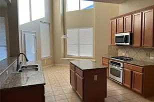 2951 N Camino Lagos, Grand Prairie, TX 75054 - Photo 3