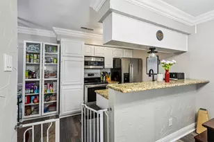 1610 Brentwood Dr, Irving, TX 75061 - Photo 9