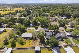 3613 Pecan Grove Ct, Granbury, TX 76048 - Photo 33