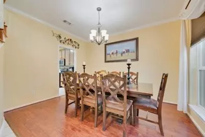 6405 Creekbend Court, Arlington, TX 76001 - Photo 7