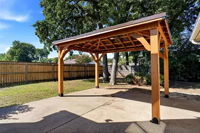 3701 Windsong Lane, Bedford, TX 76021 - Photo 23