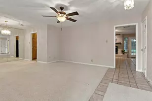 408 Englewood Ln, Hurst, TX 76053 - Photo 3