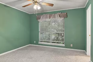 408 Englewood Ln, Hurst, TX 76053 - Photo 23