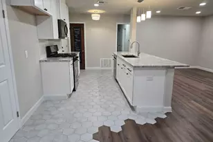 220 Bluebird Cir, Denton, TX 76209 - Photo 7