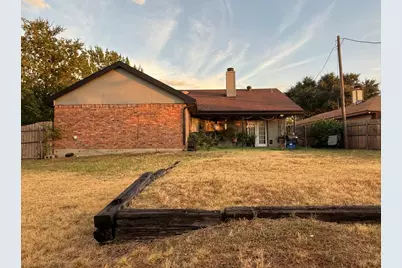 2608 Shasta Court, Fort Worth, TX 76133 - Photo 17