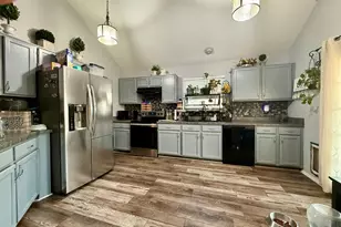 2608 Shasta Ct, Fort Worth, TX 76133 - Photo 7