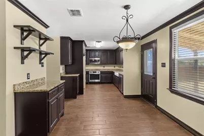 1312 Erin Court, Burleson, TX 76028 - Photo 9