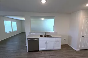 366 Lake Erie Dr, Princeton, TX 75407 - Photo 9