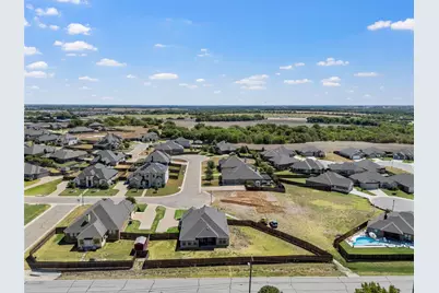 237 Big Creek Loop, Hewitt, TX 76643 - Photo 37