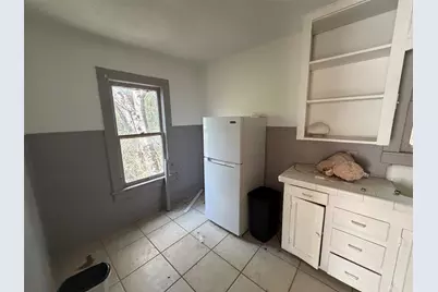 1410 Circle Park Boulevard, Fort Worth, TX 76164 - Photo 15