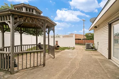 657 Prairie Dell Street, Lewisville, TX 75067 - Photo 15