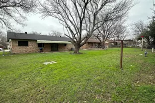 5916 Kary Lynn Dr S, Watauga, TX 76148 - Photo 15
