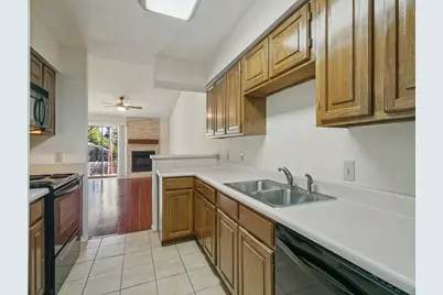 358 W Harwood Road #G, Hurst, TX 76054 - Photo 5