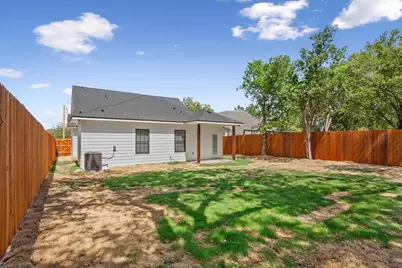 2704 Clay Avenue, Waco, TX 76711 - Photo 25