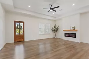 2704 Clay Ave, Waco, TX 76711 - Photo 3