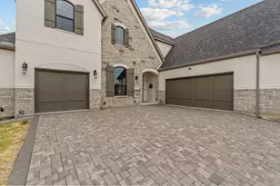 1721 Clem Castle Dr, Carrollton, TX 75010 - Photo 3