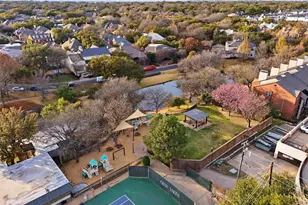 7 Queensview Ct, Dallas, TX 75225 - Photo 35