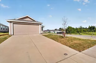 2502 Coronado Wy, Crandall, TX 75114 - Photo 1
