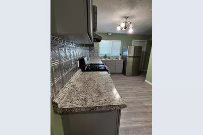 202 E Carolyn Drive, Garland, TX 75041 - Photo 9