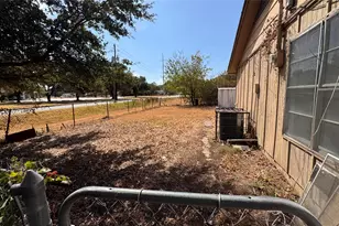 1247 Seminole Dr, Dallas, TX 75217 - Photo 23