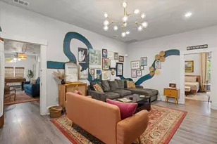 1002 W Pearl St, Granbury, TX 76048 - Photo 13