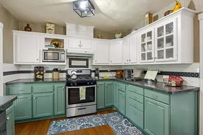 1002 W Pearl Street, Granbury, TX 76048 - Photo 9