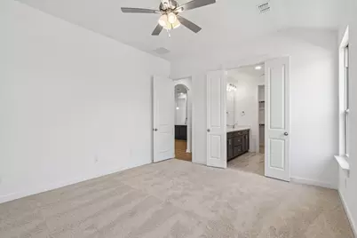 8721 Lacey Oak Drive, Justin, TX 76247 - Photo 17