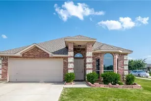 3024 Ortiz Dr, Arlington, TX 76010 - Photo 1