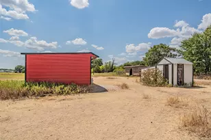 4798 Co Rd 2690, Alvord, TX 76225 - Photo 23
