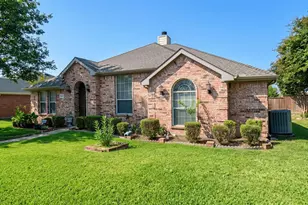 5818 MacGregor Dr, Garland, TX 75043 - Photo 3