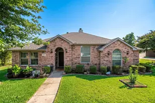 5818 MacGregor Dr, Garland, TX 75043 - Photo 1