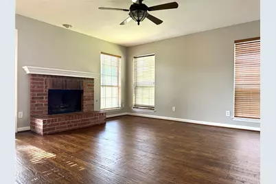 8212 Tavaros Drive, Plano, TX 75024 - Photo 9