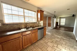 8212 Tavaros Dr, Plano, TX 75024 - Photo 7