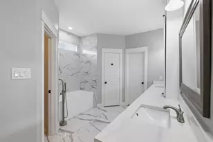 3247 Darvany Dr, Dallas, TX 75220 - Photo 17