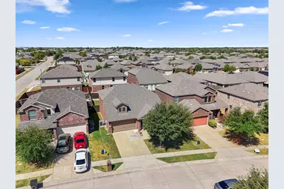 2102 Meadow View Drive, Princeton, TX 75407 - Photo 3