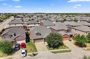 2102 Meadow View Dr, Princeton, TX 75407 - Photo 3